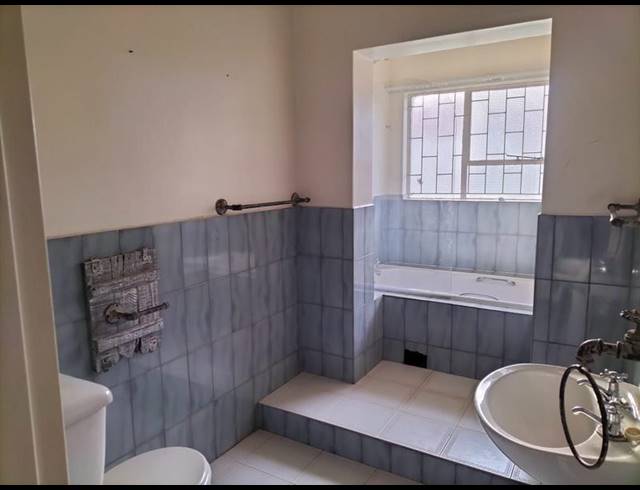 4 BEDROOM PROPERTY TO RENT IN BIRCH ACRES
